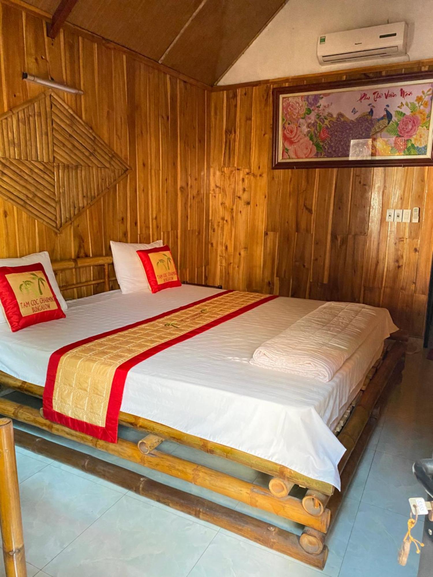 Tam Coc Charming Bungalow Bed & Breakfast Ninh Binh Bagian luar foto